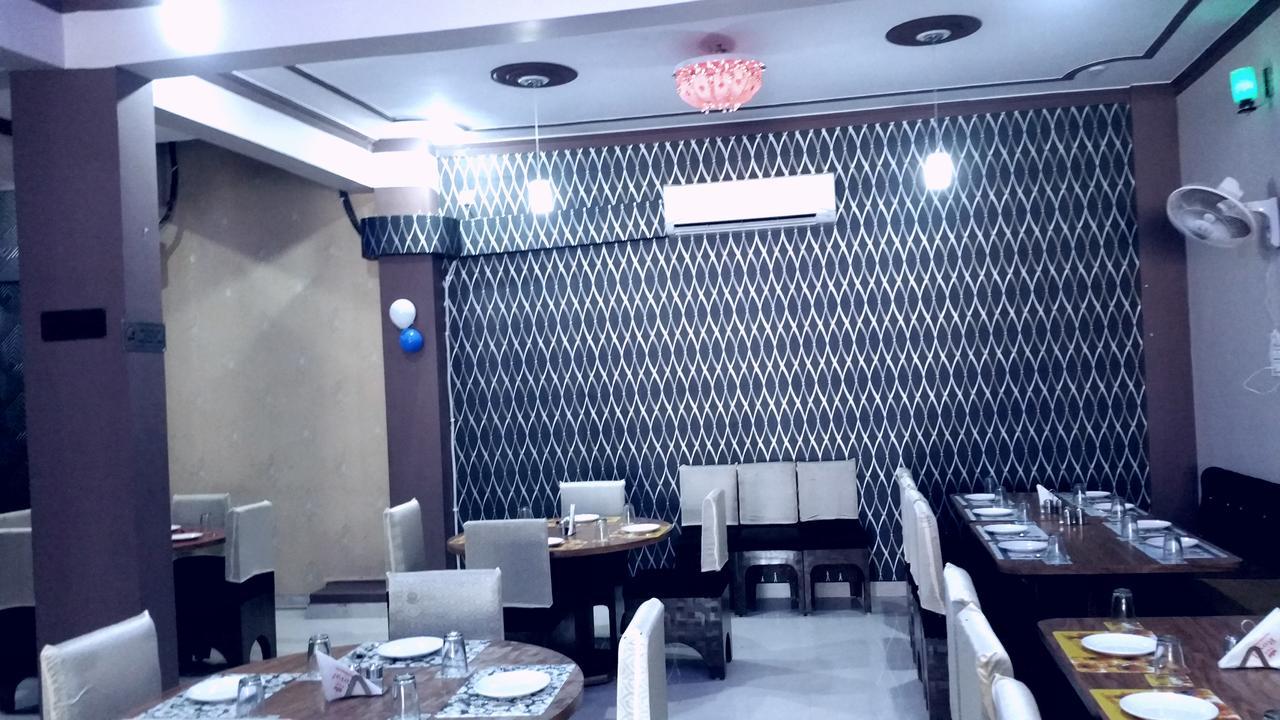 The Royal Hotel Chhatarpur Eksteriør billede